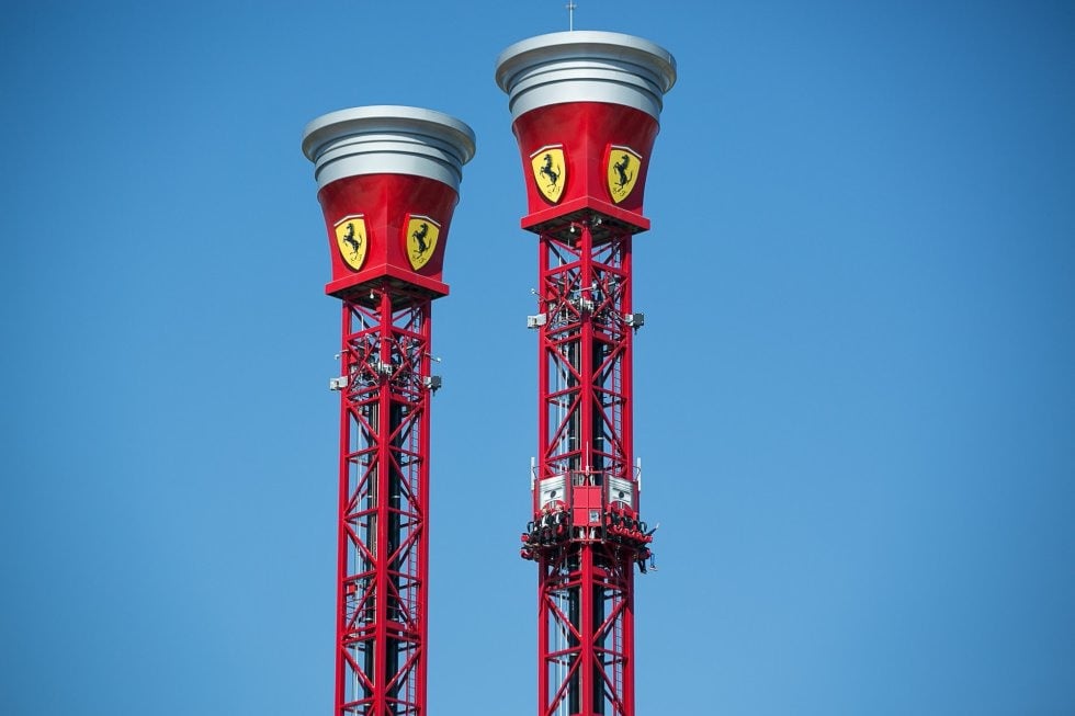 Resultado de imagen de Thrill Towers: Torre de CaÃ­da libre